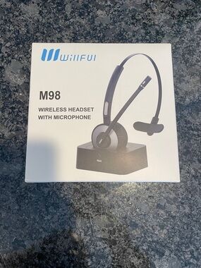 M98 Wireless Headset with Microphone - Black